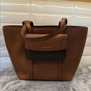 Michael Kors Jet Set Women Large 2-in-1 Leather Bag Handbag Shoulder Purse Brown